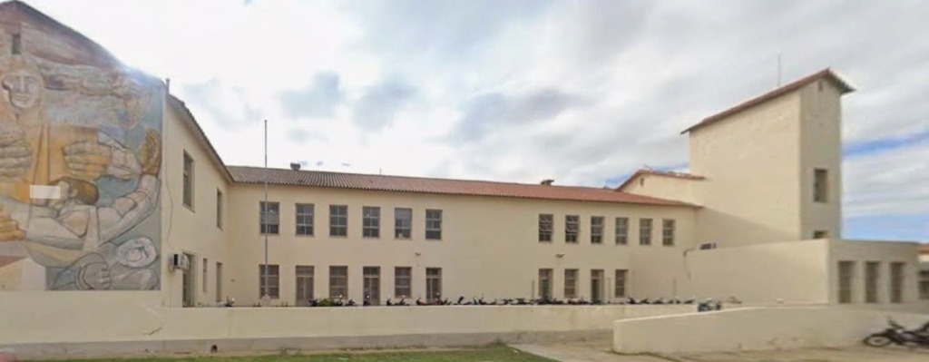 Edificio actual del Instituto Superior Técnico Industrial Dr. Néstor Carlos Kirchner